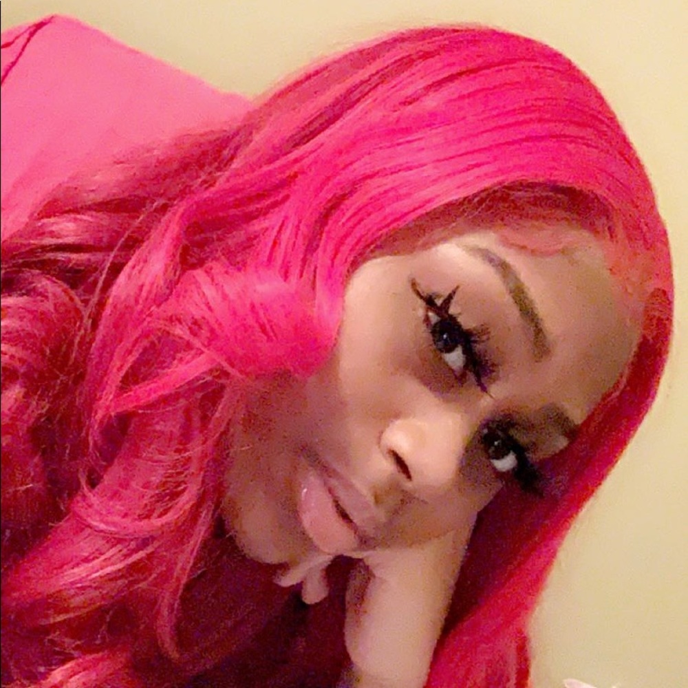 Meet your Posher, Jakayla